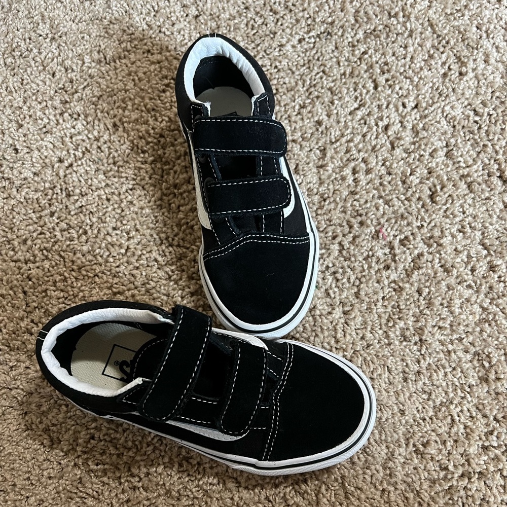 Black Toddler SZ 12 Vans